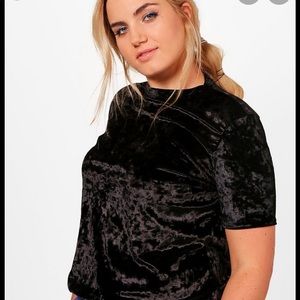 Boohoo velvet crewneck T-shirt